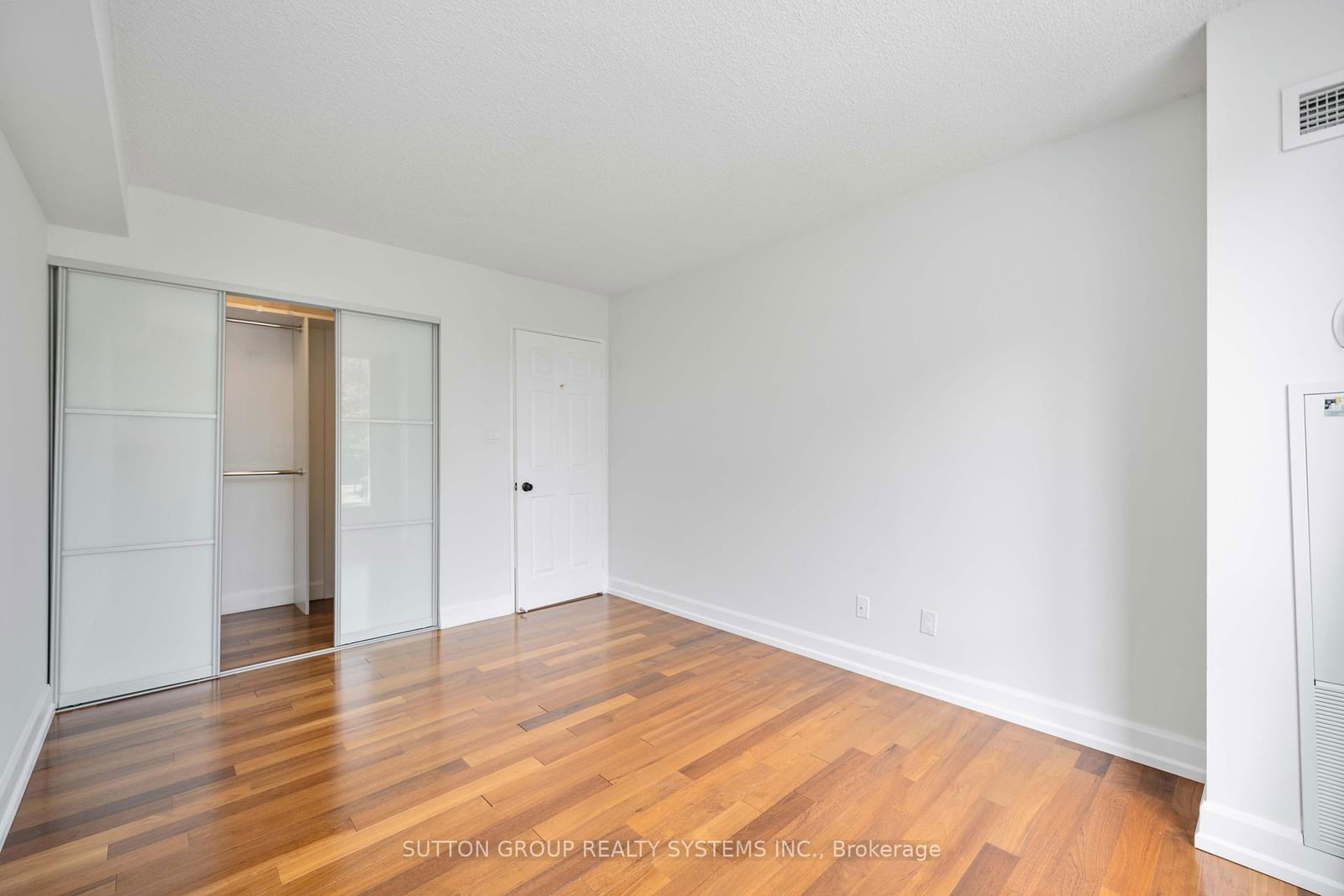 24 Southport St, unit 244 for rent - image #18