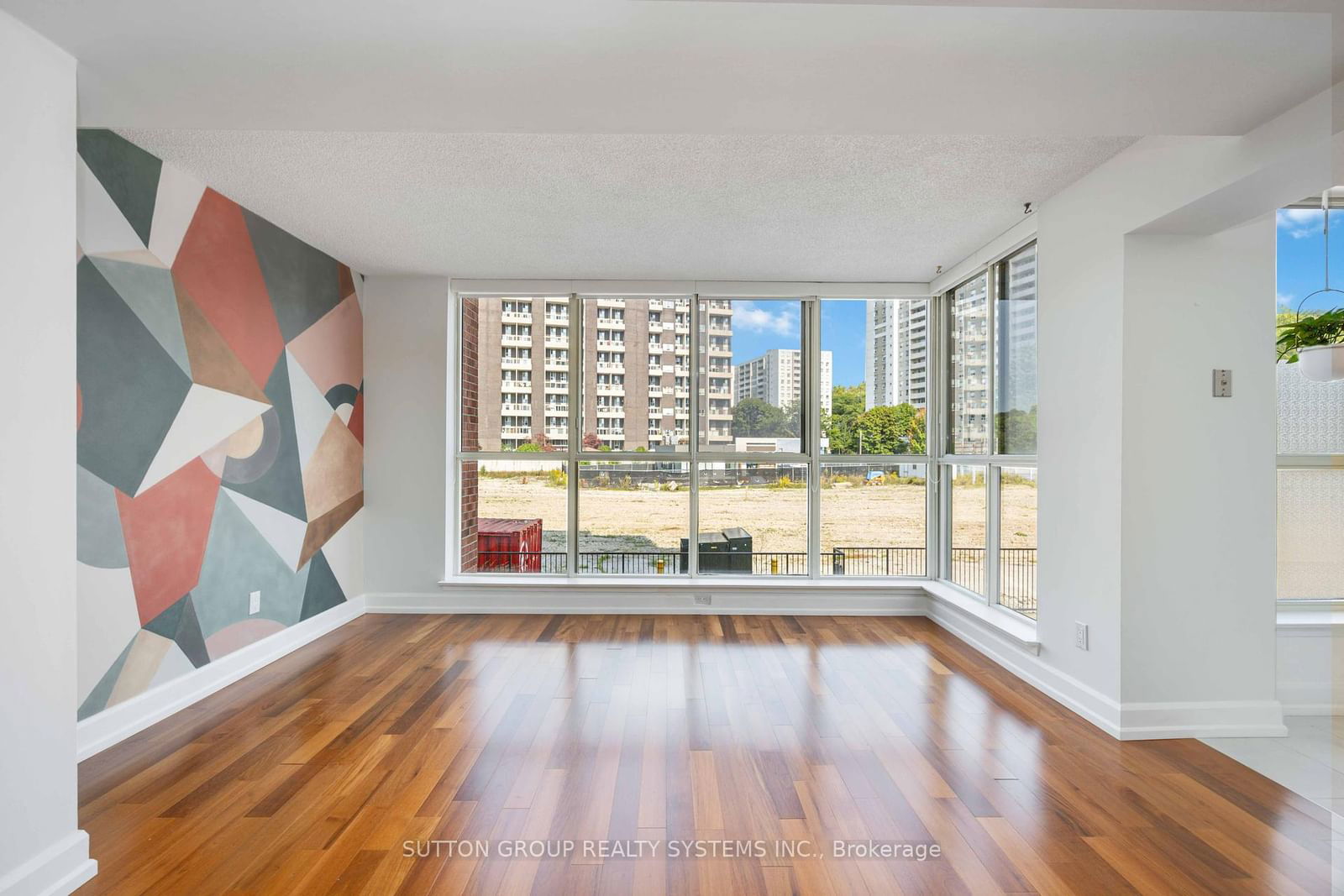 24 Southport St, unit 244 for rent - image #8