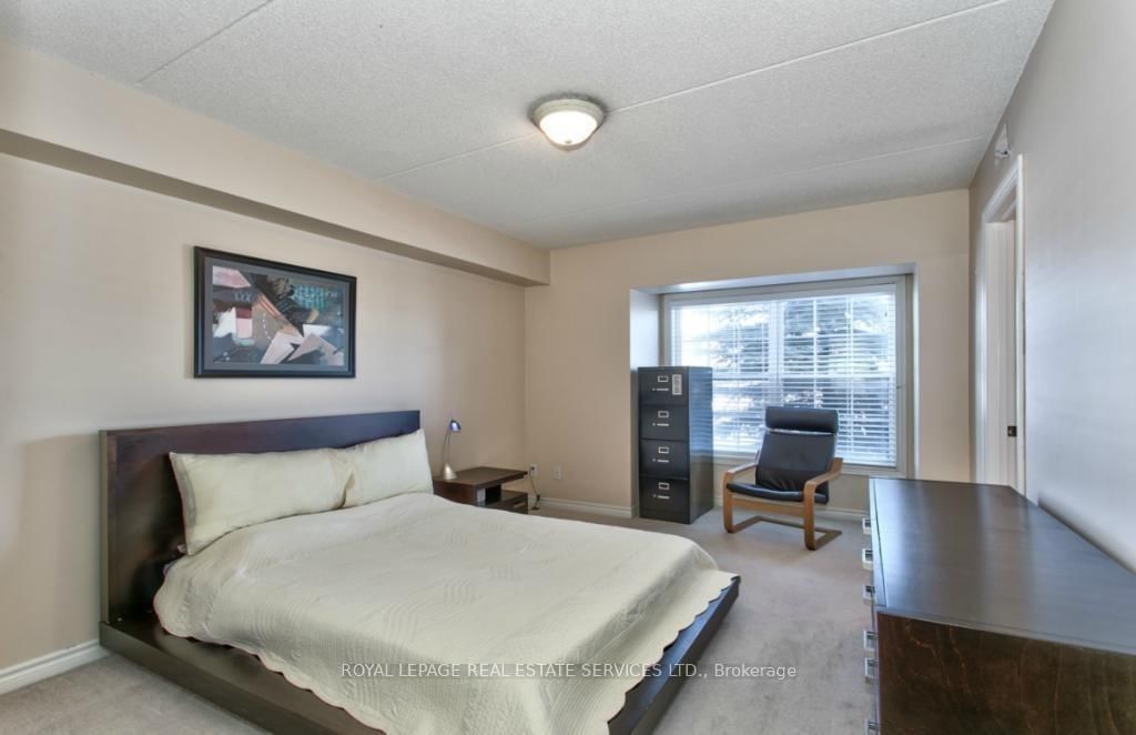 1480 Bishops Gate, unit 110 for rent - image #11