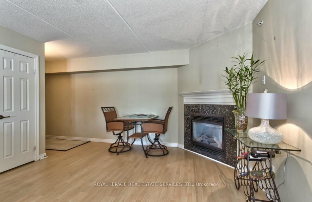 1480 Bishops Gate, unit 110 for rent - image #4