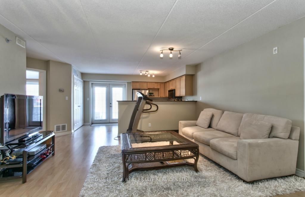 1480 Bishops Gate, unit 110 for rent - image #6