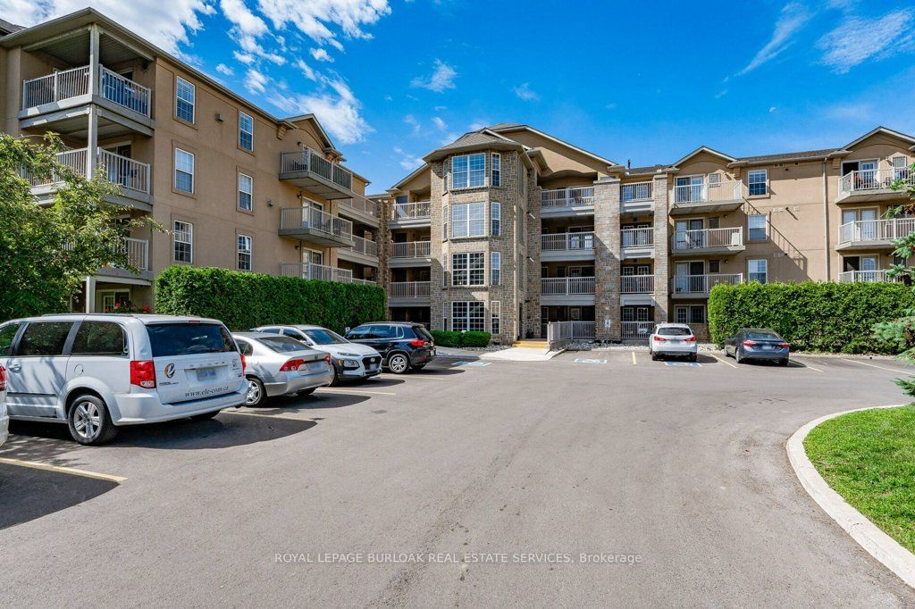 1450 Bishops Gate, unit 101 for sale