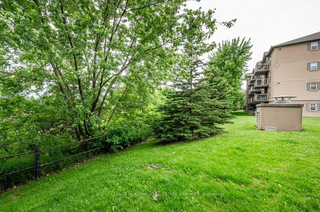 Abbey Oaks Condos, Oakville, Toronto