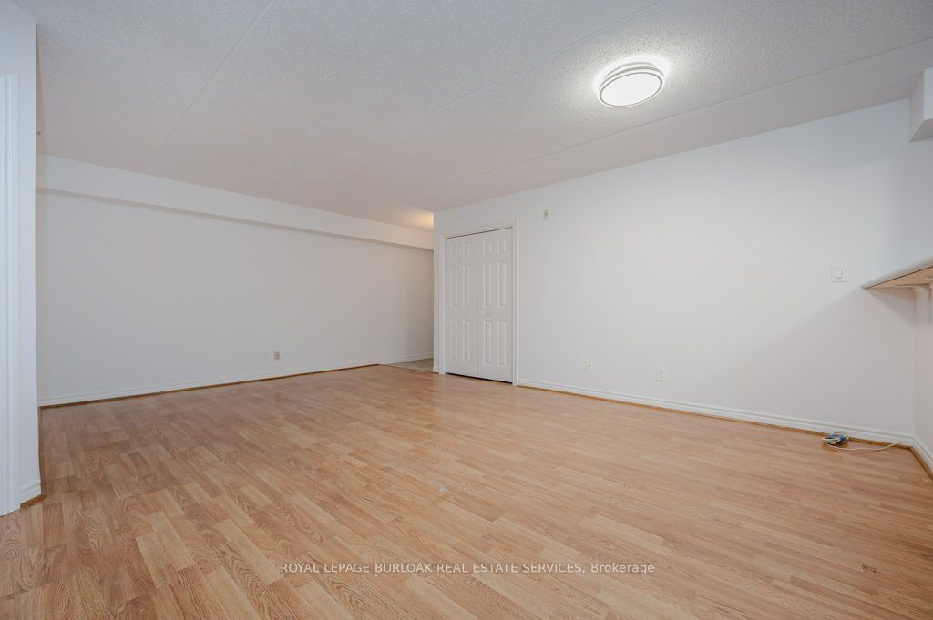 1450 Bishops Gate, unit 101 for sale - image #8