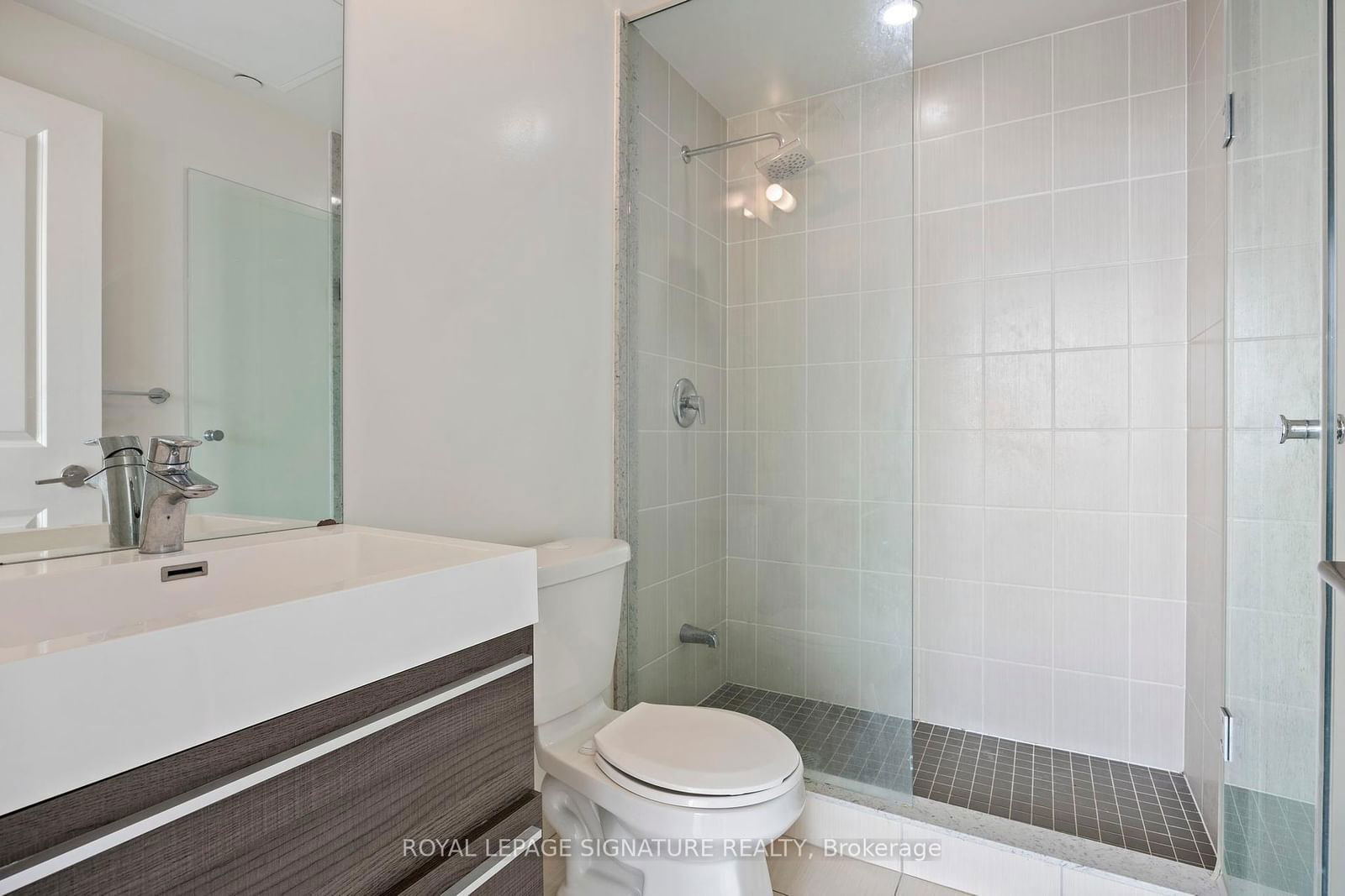 17 Zorra St, unit 2108 for sale - image #21