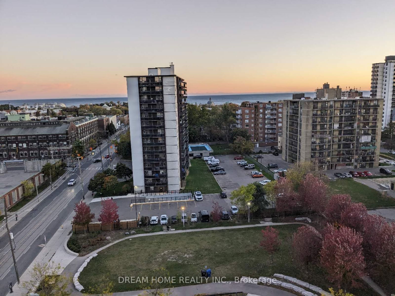 270 Dufferin St, unit 905 for rent - image #11