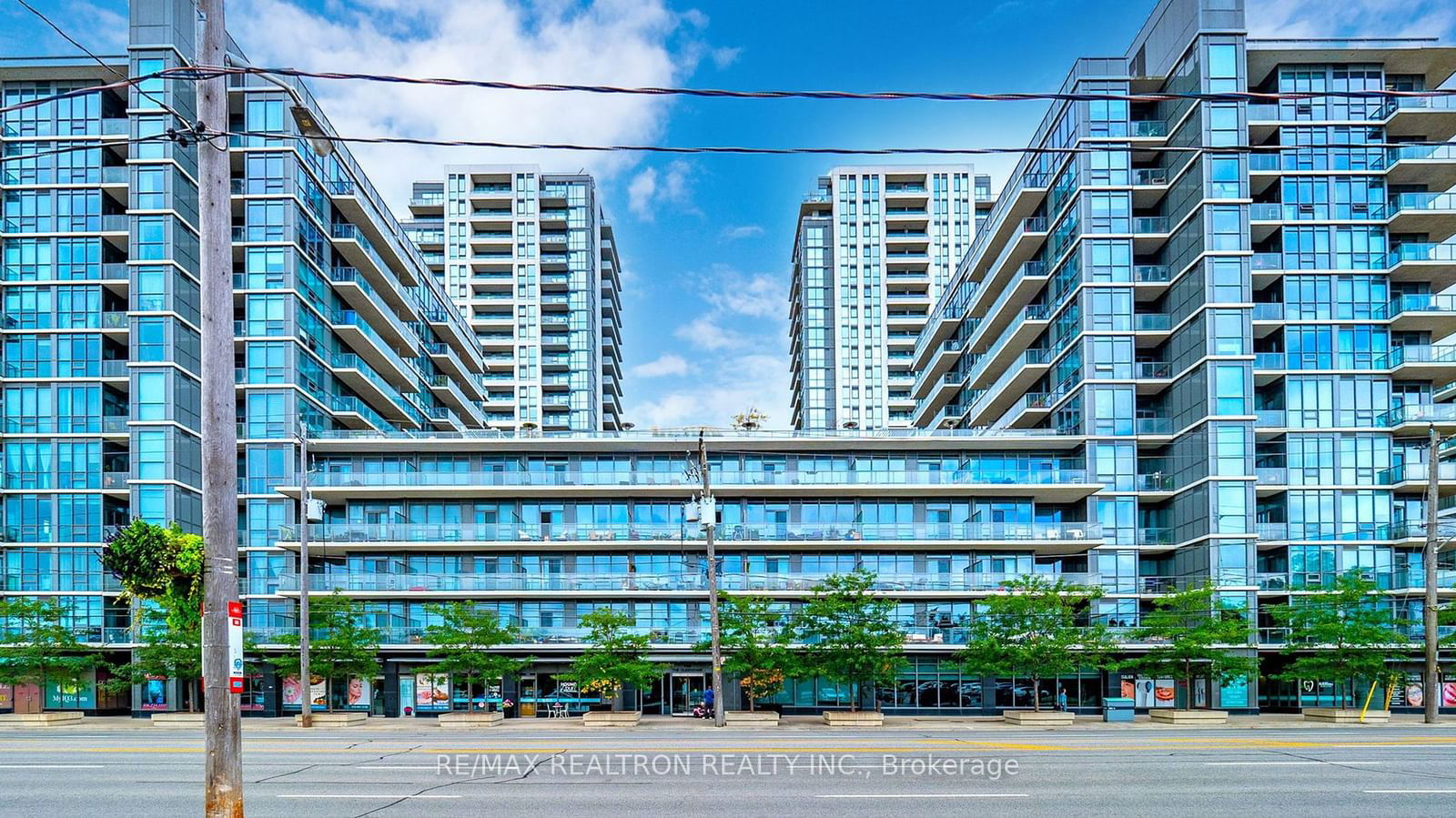 1185 The Queensway Ave, unit 907 for sale