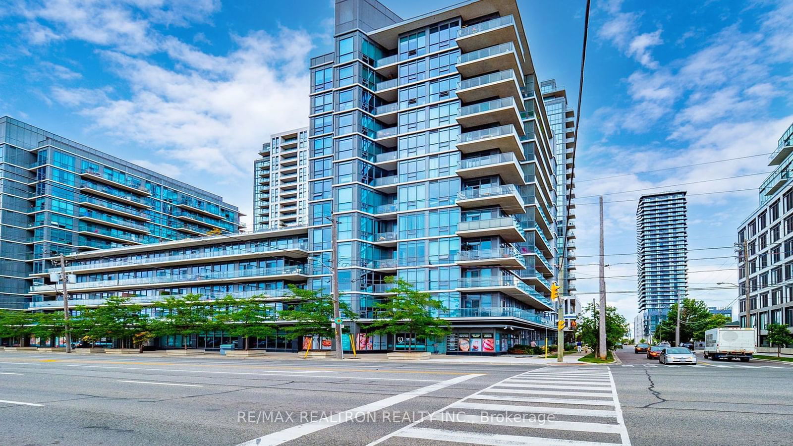 1185 The Queensway Ave, unit 907 for sale - image #3