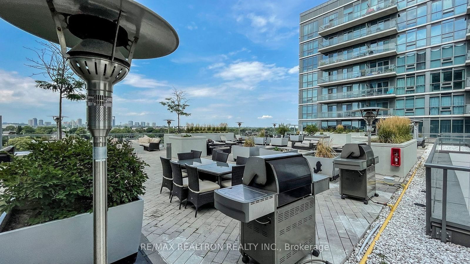 1185 The Queensway Ave, unit 907 for sale - image #39