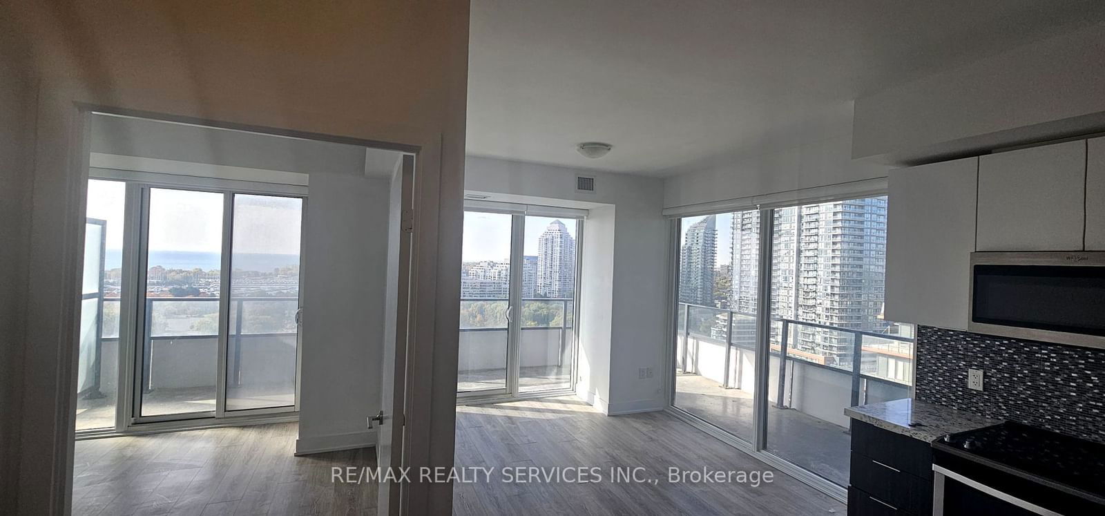 20 Shore Breeze Dr, unit 1402 for rent