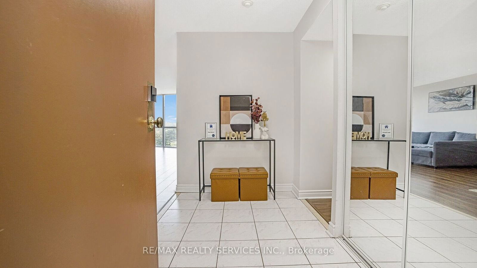 21 Markbrook Lane, unit 608 for sale - image #4