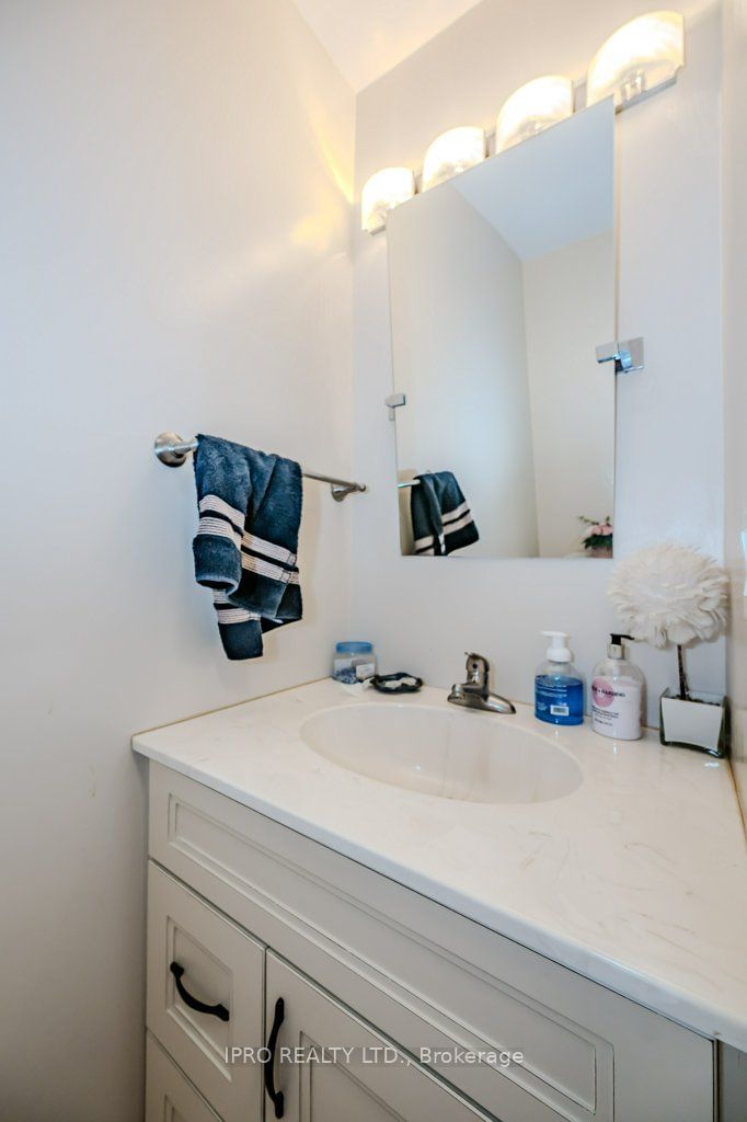 2222 Upper Middle Rd, unit 4 for sale - image #20