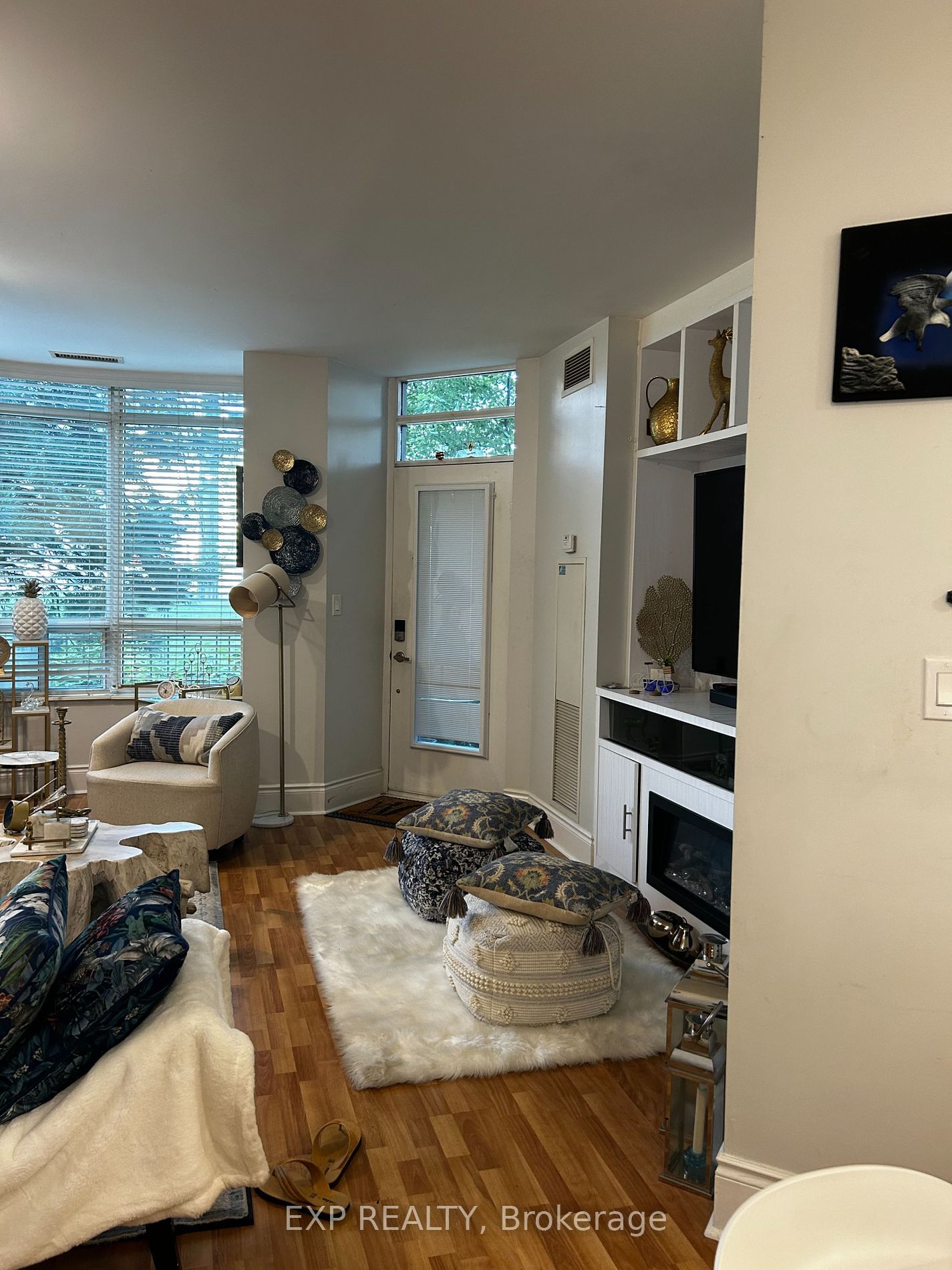 3888 Duke Of York Blvd, unit 121 for sale - image #21