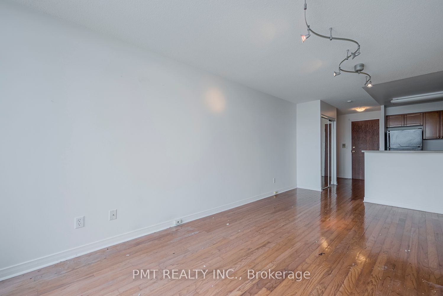 2545 Erin Centre Blvd, unit PH 2 for sale - image #10