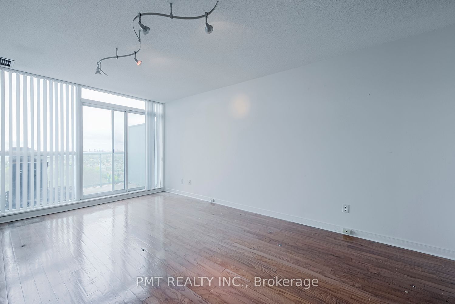 2545 Erin Centre Blvd, unit PH 2 for sale - image #9