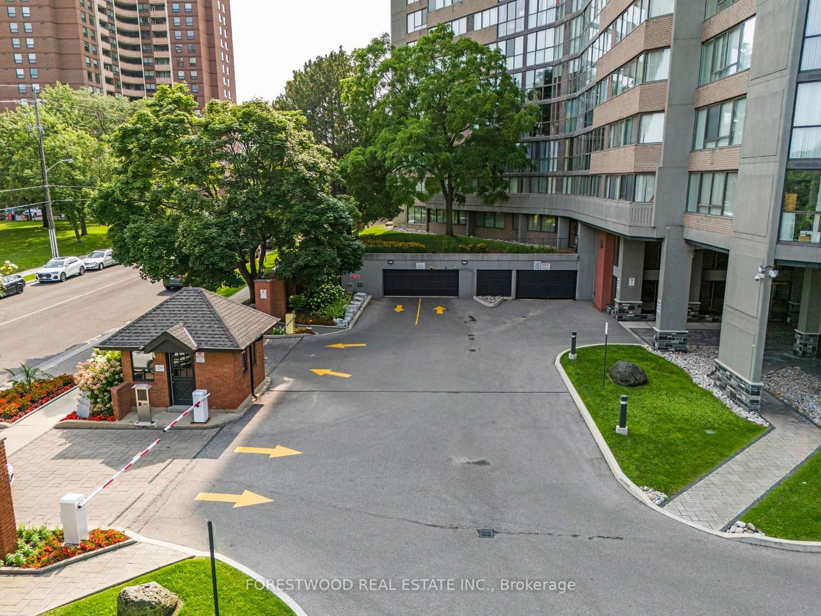 40 Richview Rd, unit 1505 for sale