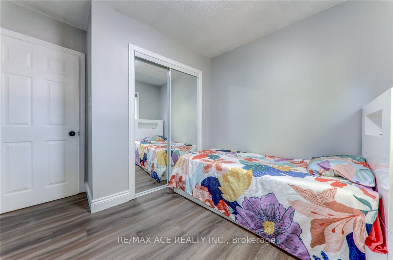 60 Grandravine Dr, unit 5 for sale - image #18