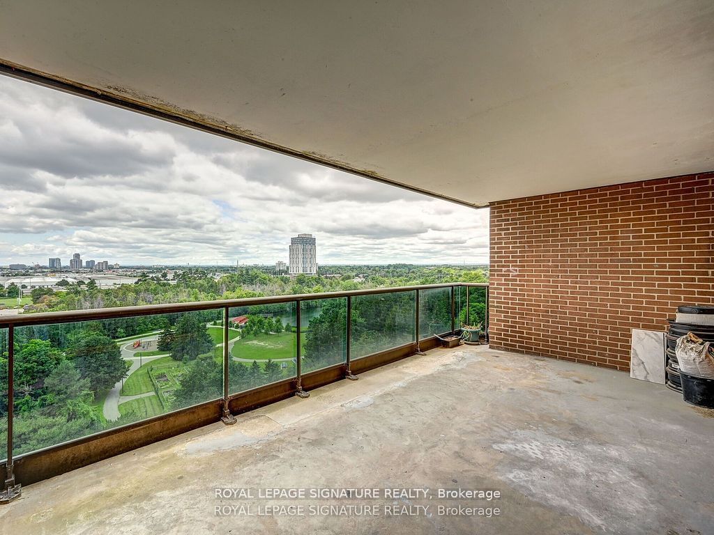 4 Lisa St, unit 1411 for sale - image #23