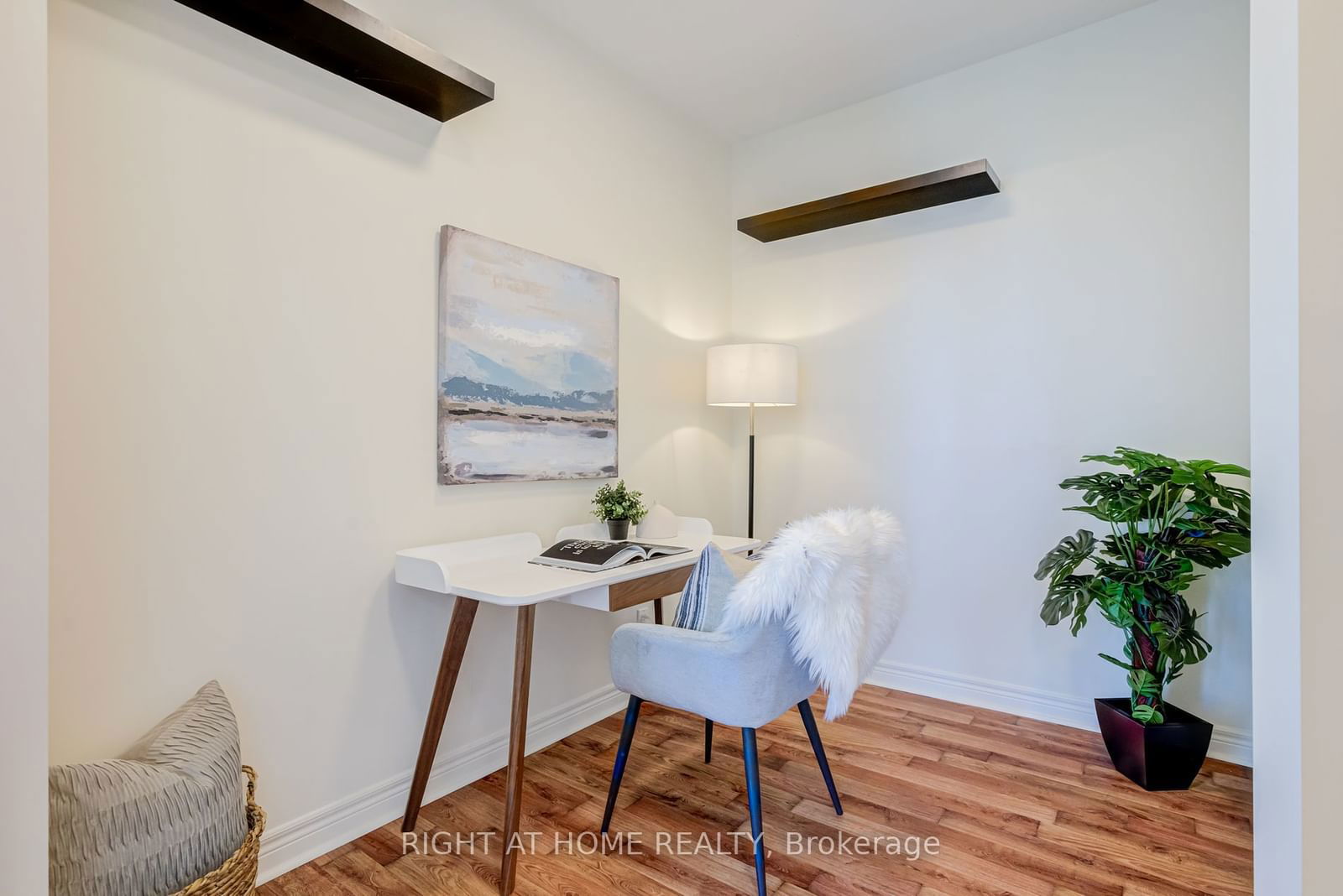 339 RATHBURN Rd, unit PH 16 for sale