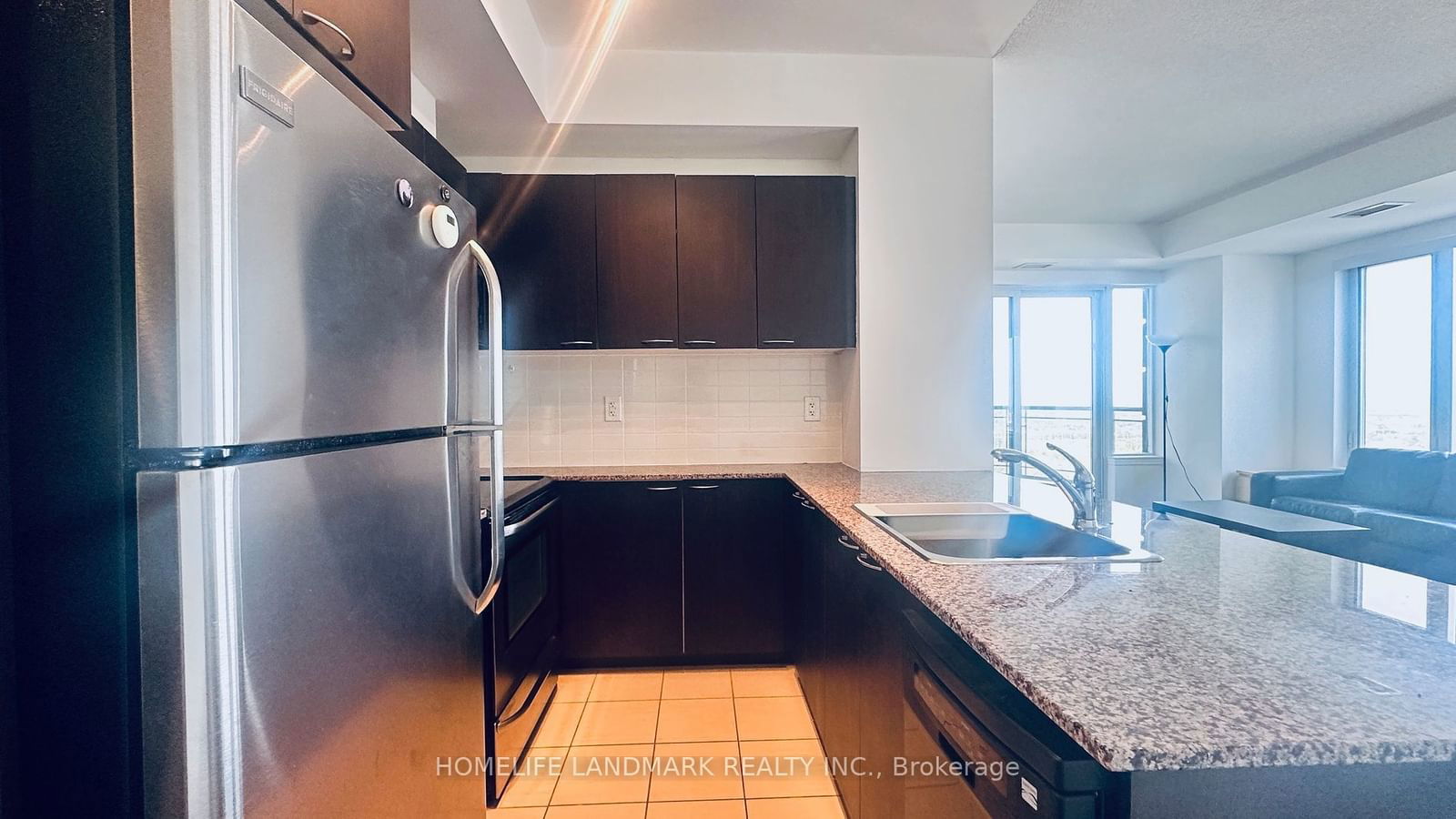 385 Prince Of Wales Dr, unit 2711 for rent