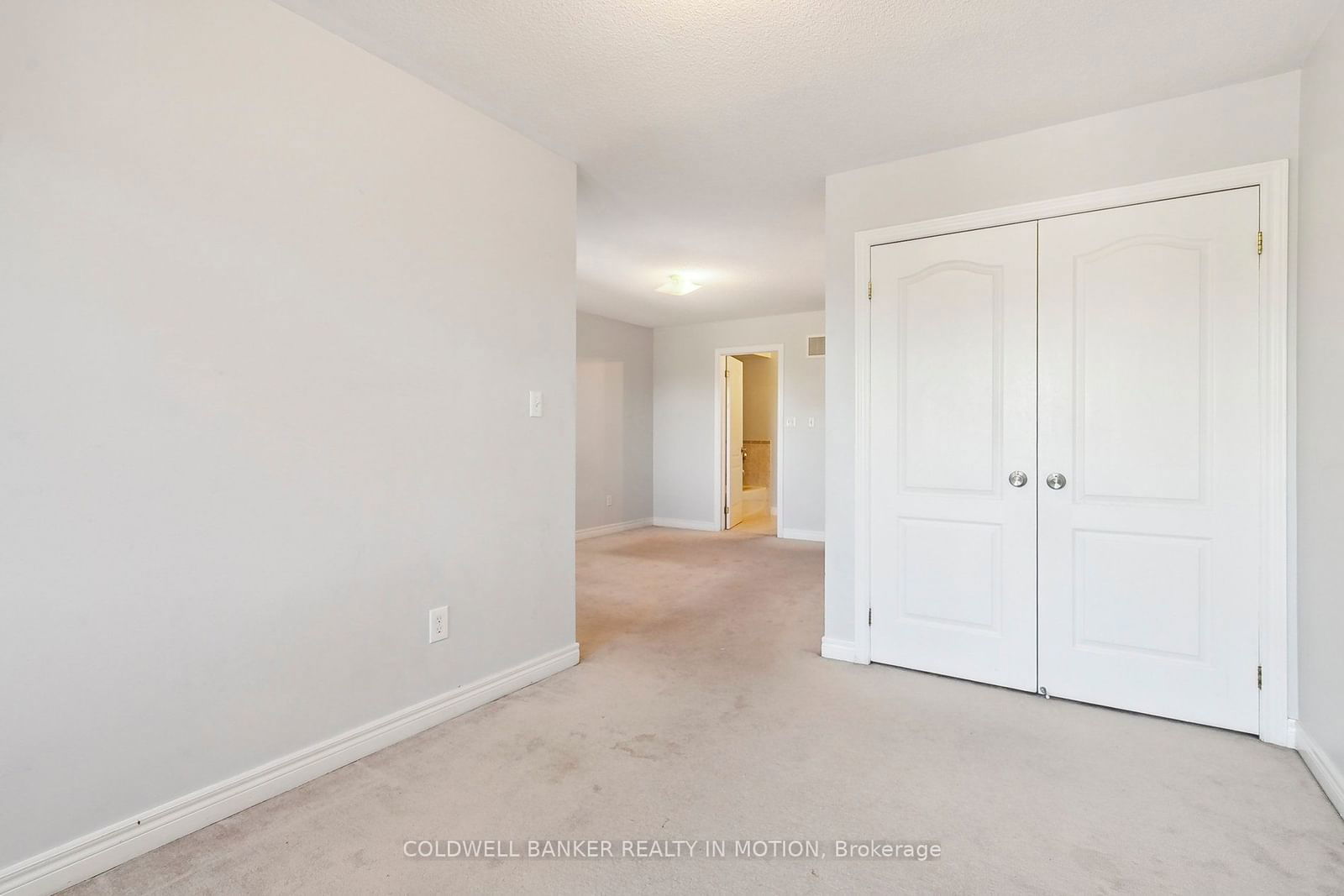 1015 Galesway Blvd, unit 15 for sale - image #19