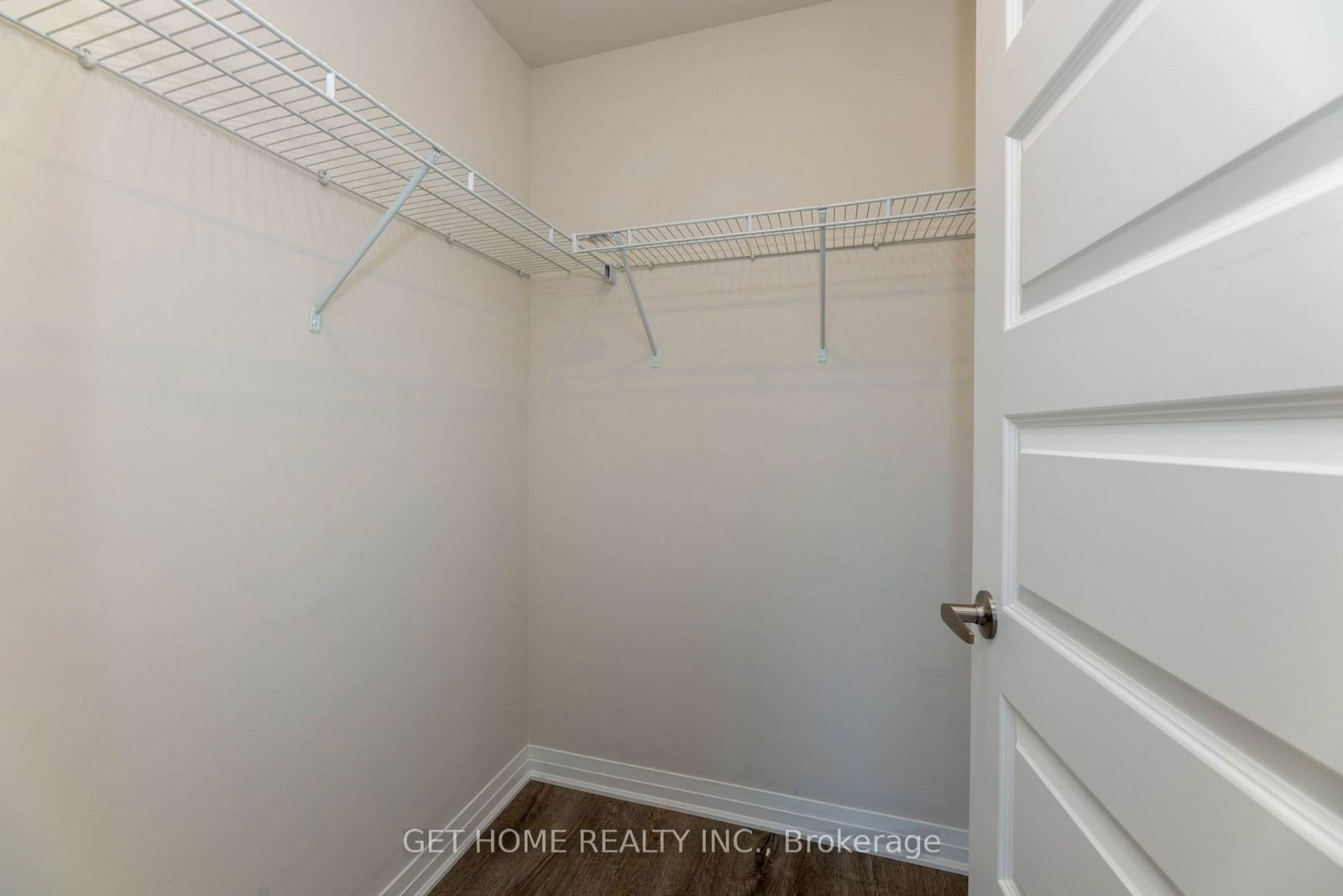 610 Farmstead Dr, unit 511 for sale - image #20