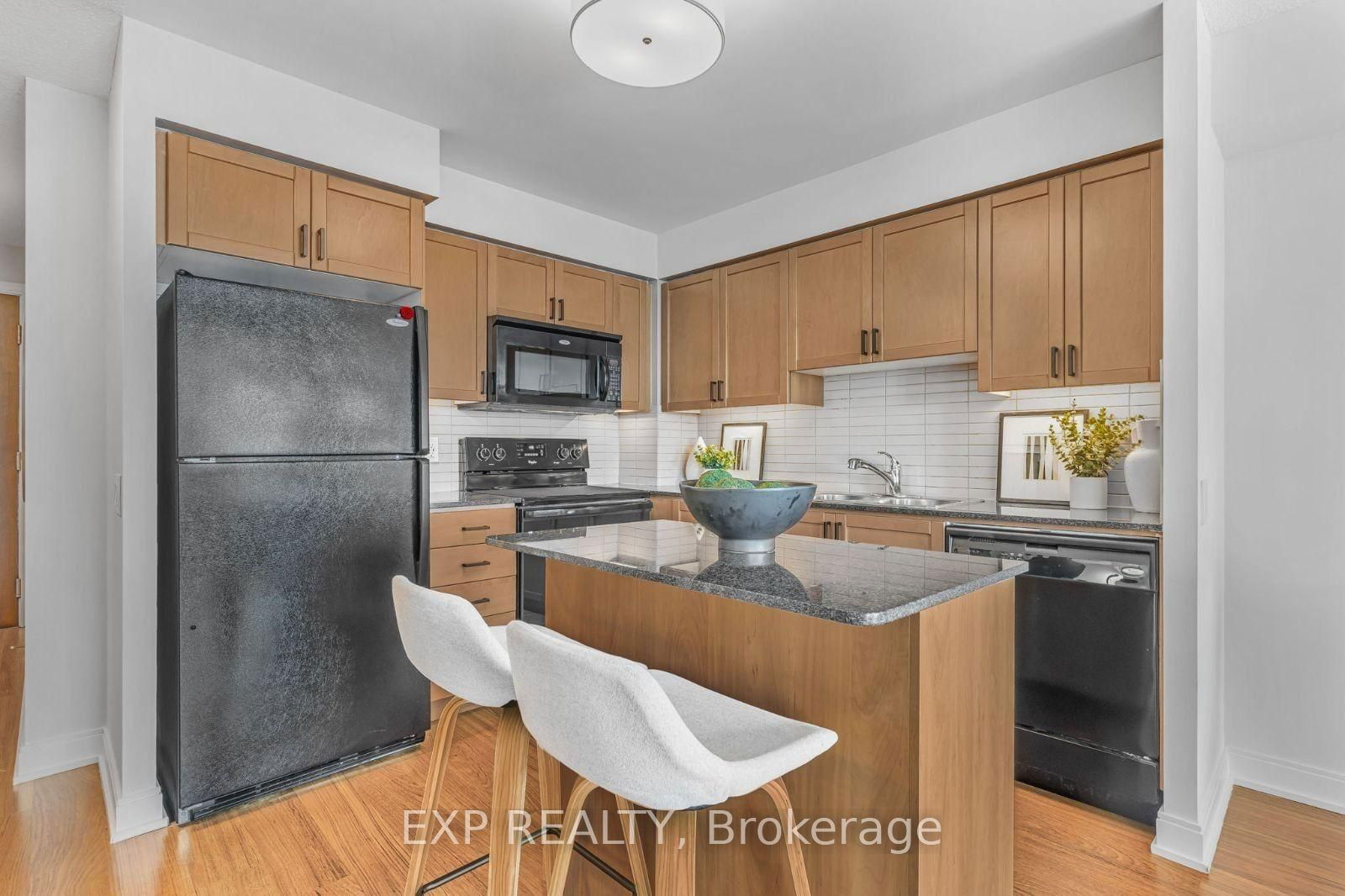 35 Viking Lane, unit 638 for sale - image #8