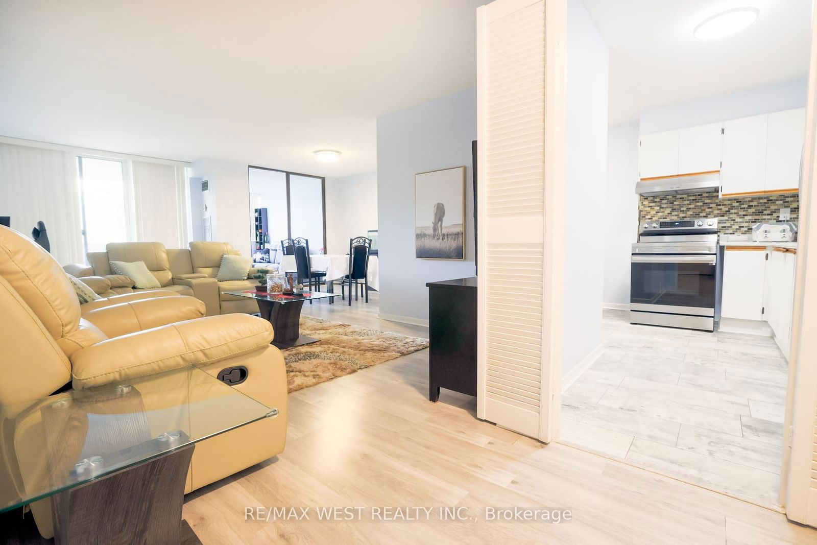 75 Emmett Ave, unit 212 for sale