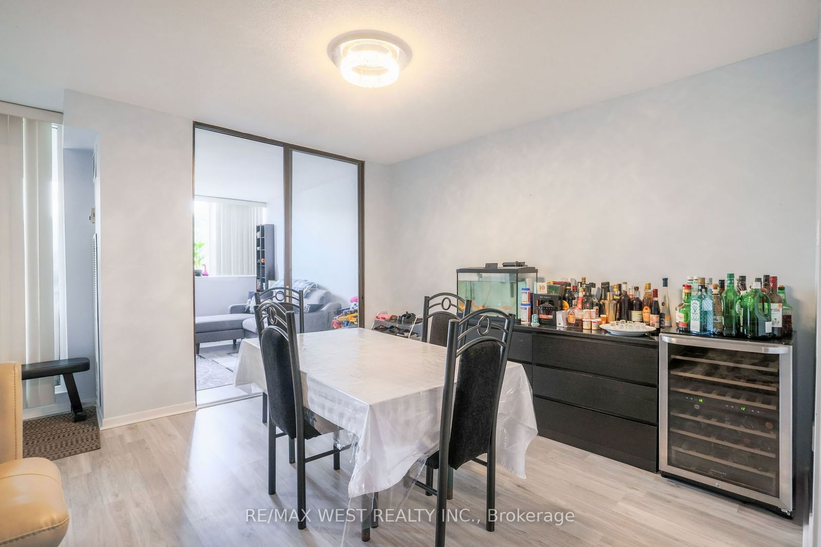 75 Emmett Ave, unit 212 for sale - image #18