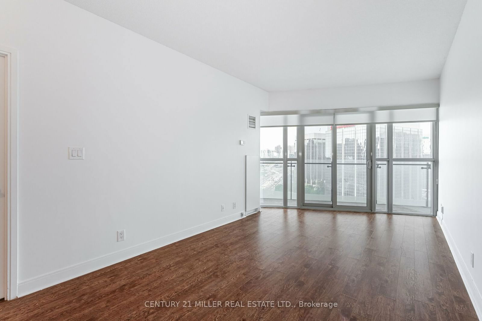 50 Absolute Ave, unit 1509 for rent - image #3