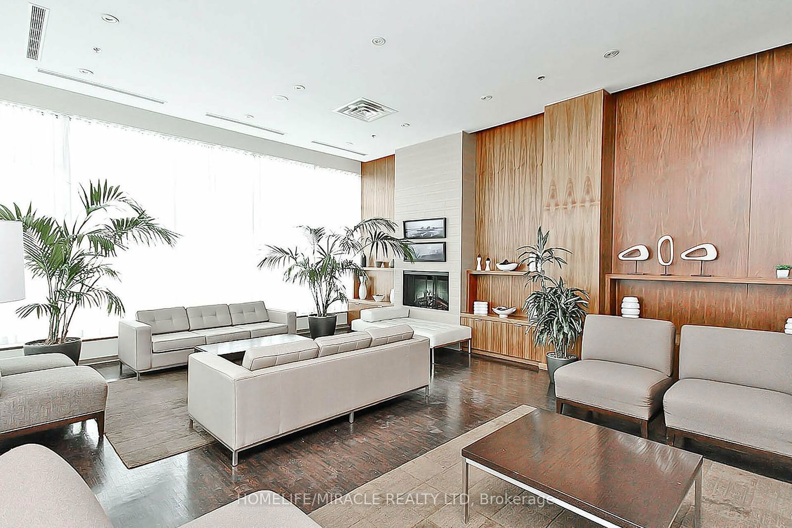 33 Elm Dr, unit 802 for sale - image #33