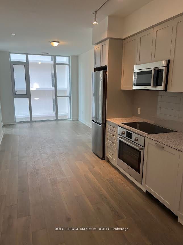 293 The Kingsway, unit 413 for rent