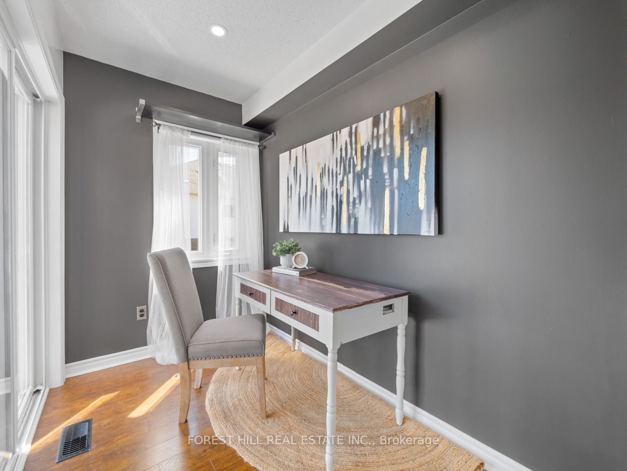 1701 Lampman Ave, unit 303 for sale - image #17