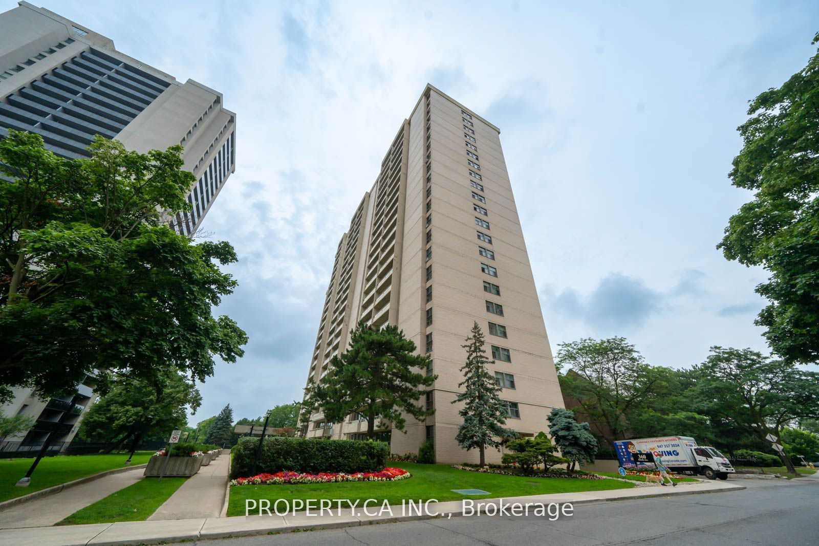 360 Ridelle Ave, unit 1614 for sale