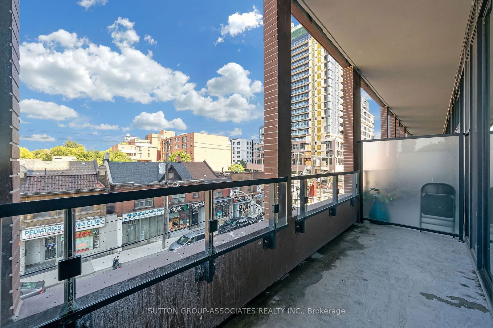 270 Dufferin St, unit 213 for sale