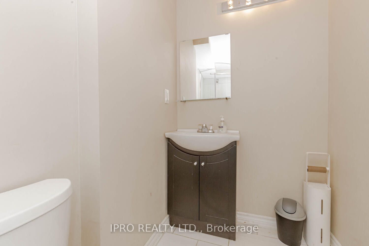 5910 Greensboro Dr, unit 92 for sale - image #35