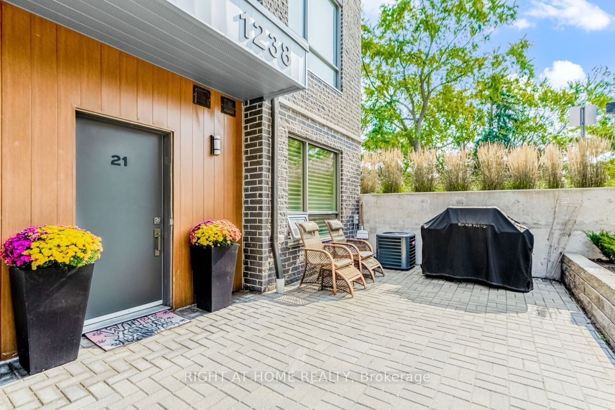 1238 CAWTHRA Rd, unit 21 for sale - image #2