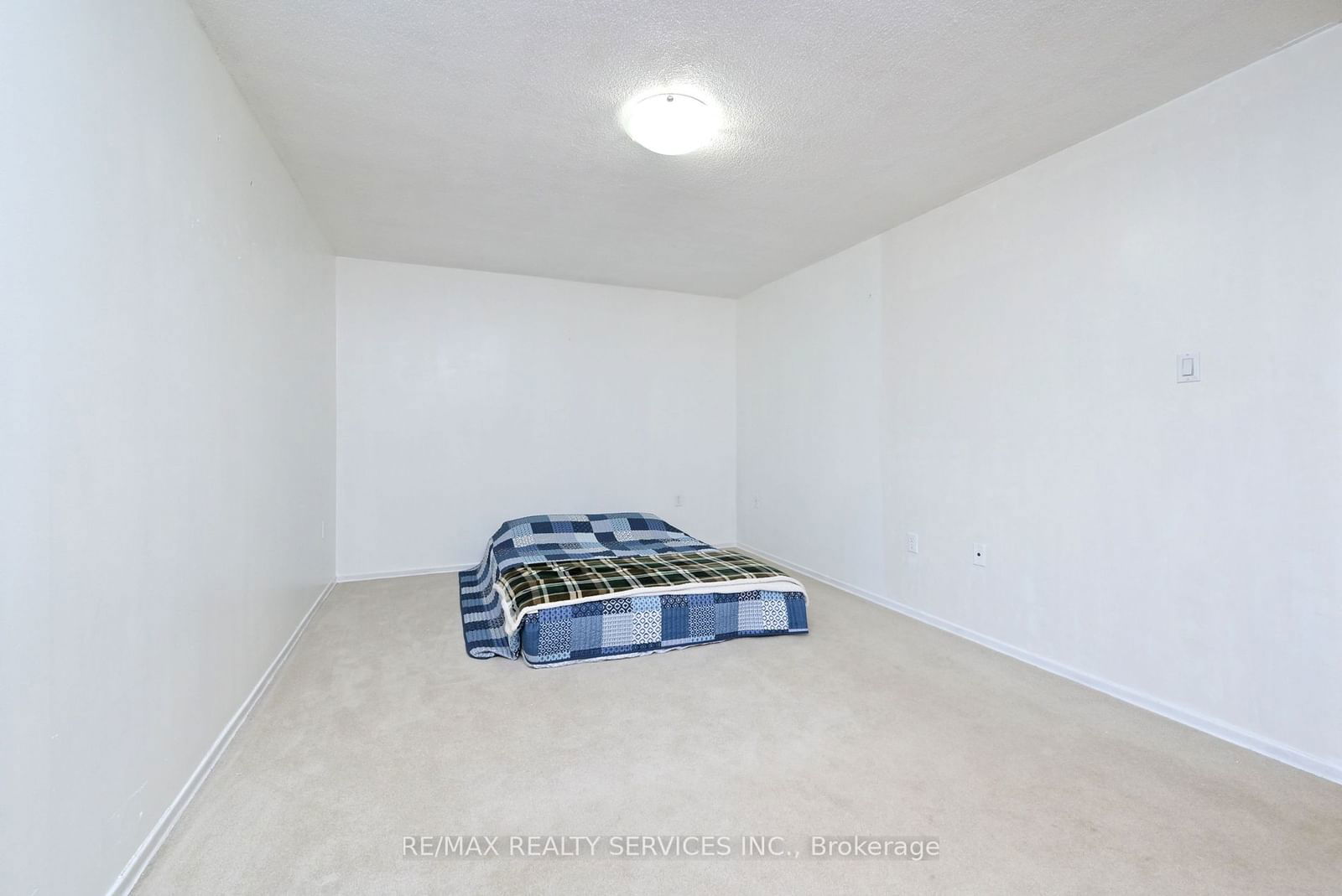 4 Kings Cross Rd, unit 801 for rent - image #25