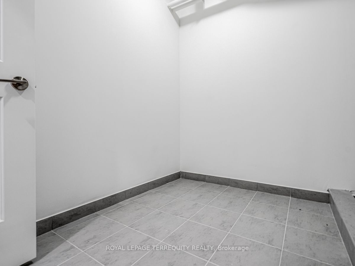 1085 Douglas McCurdy cmn, unit 228 for rent - image #22