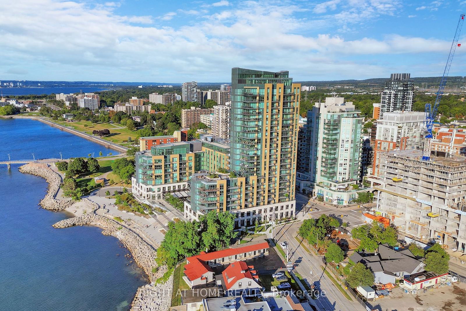 2060 Lakeshore Rd, unit 301 for sale - image #35