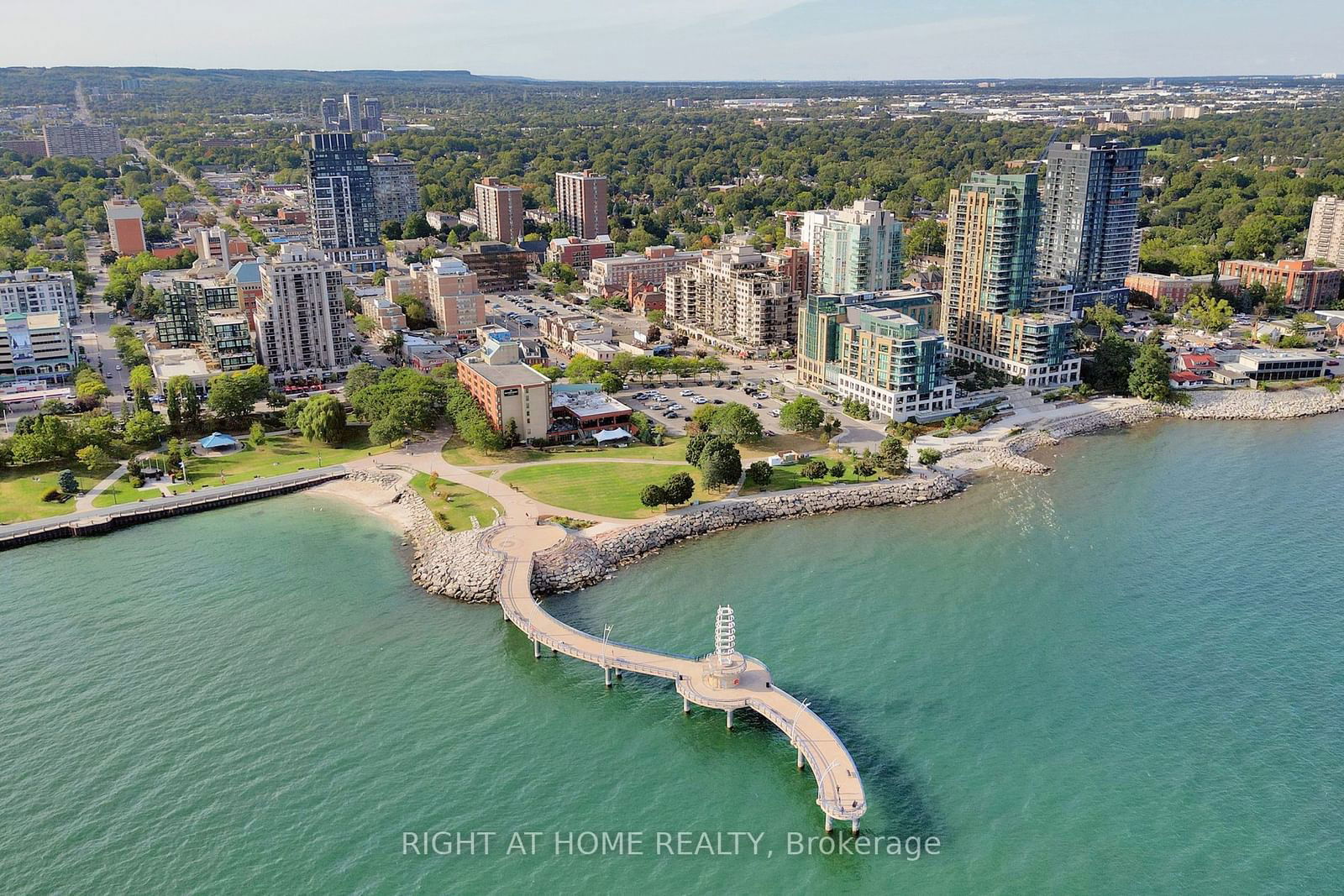 2060 Lakeshore Rd, unit 301 for sale - image #40