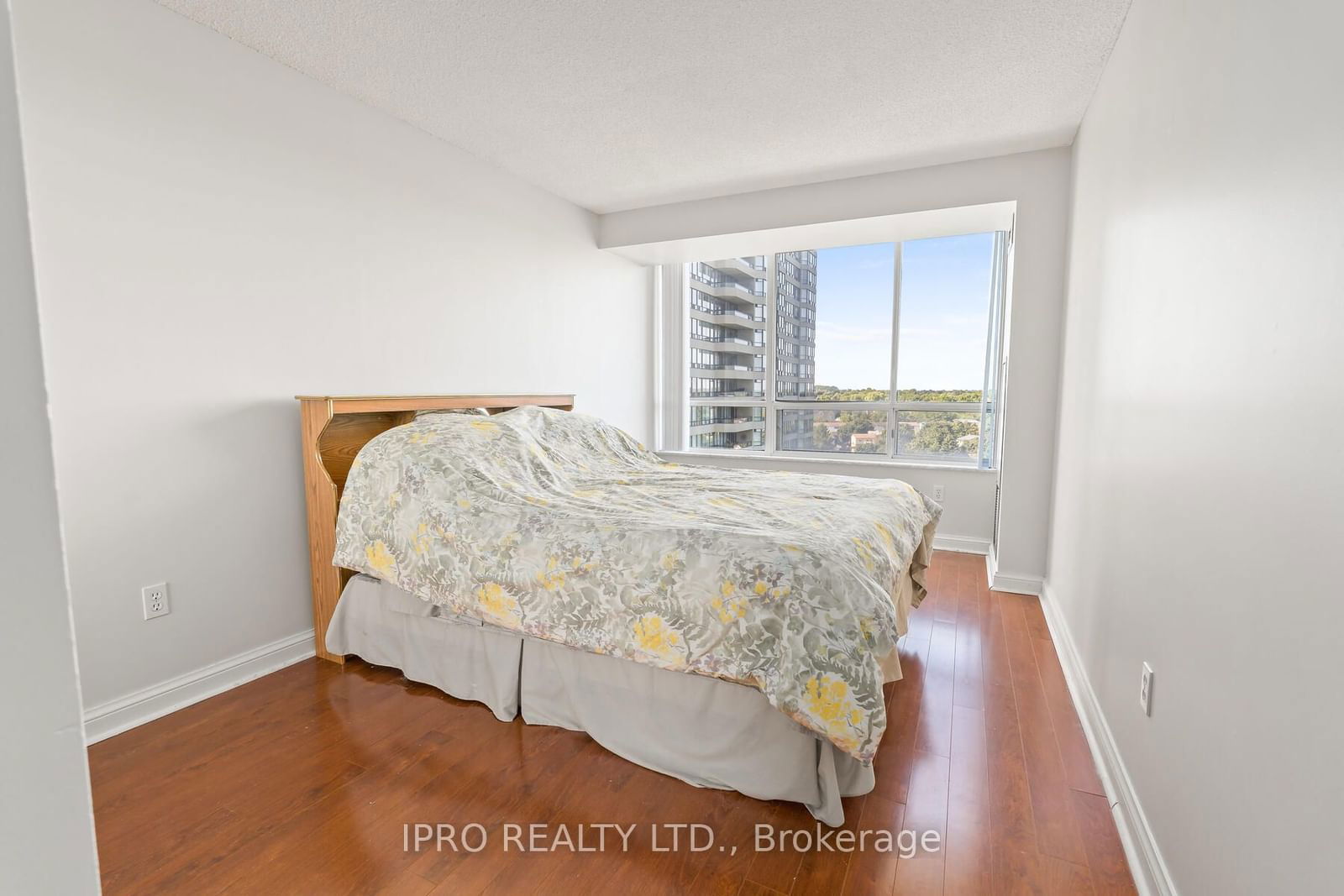 22 Hanover Rd, unit 909 for sale