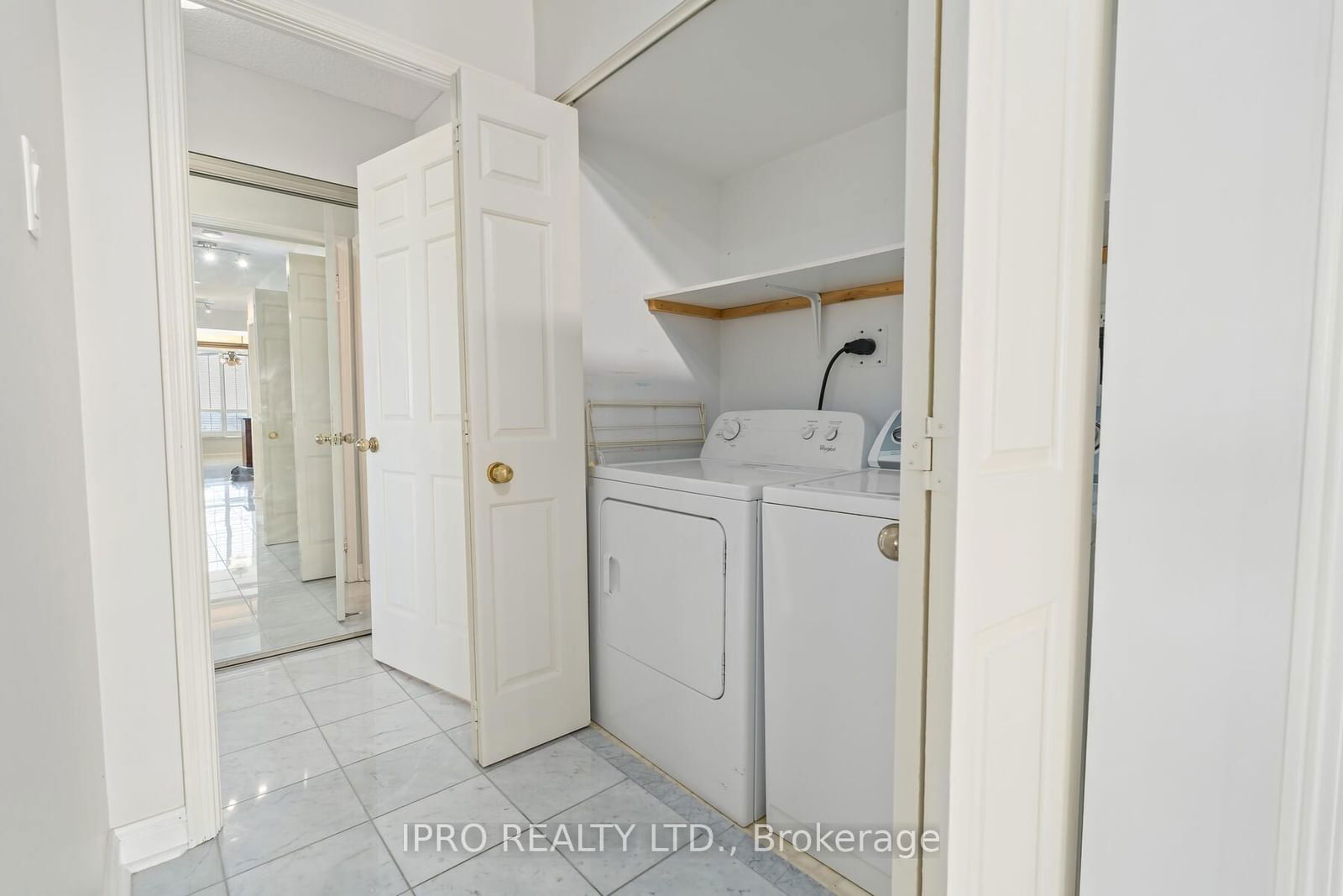 22 Hanover Rd, unit 909 for sale - image #20