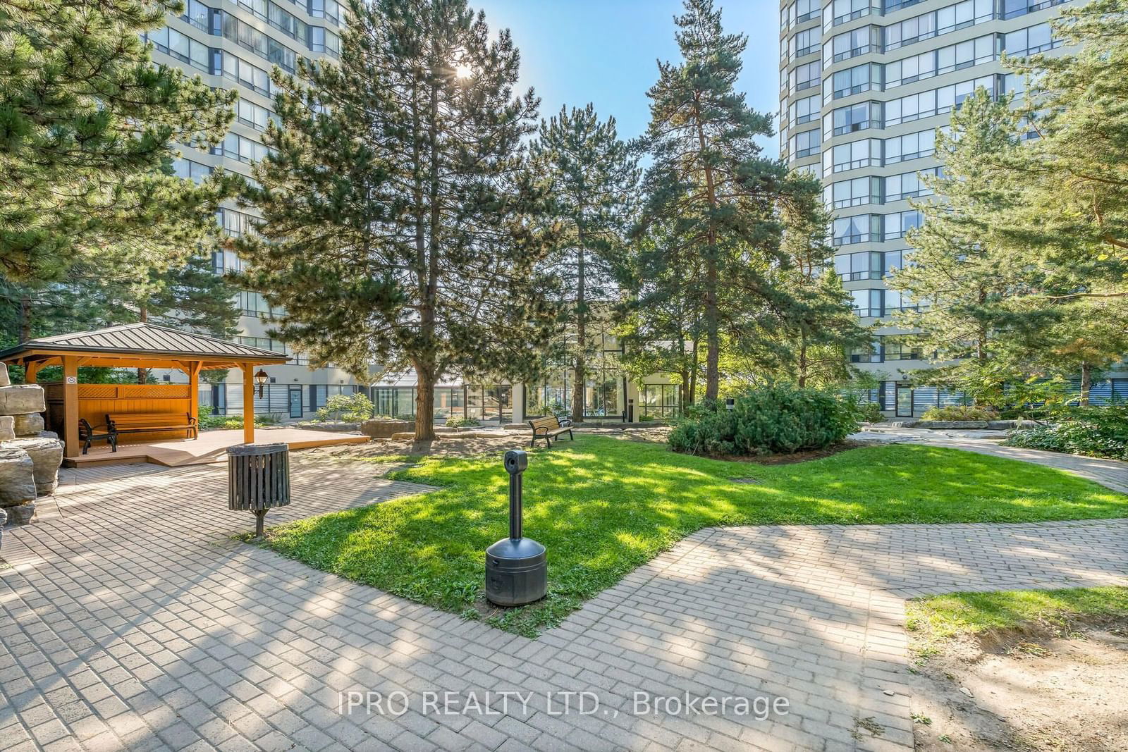 22 Hanover Rd, unit 909 for sale