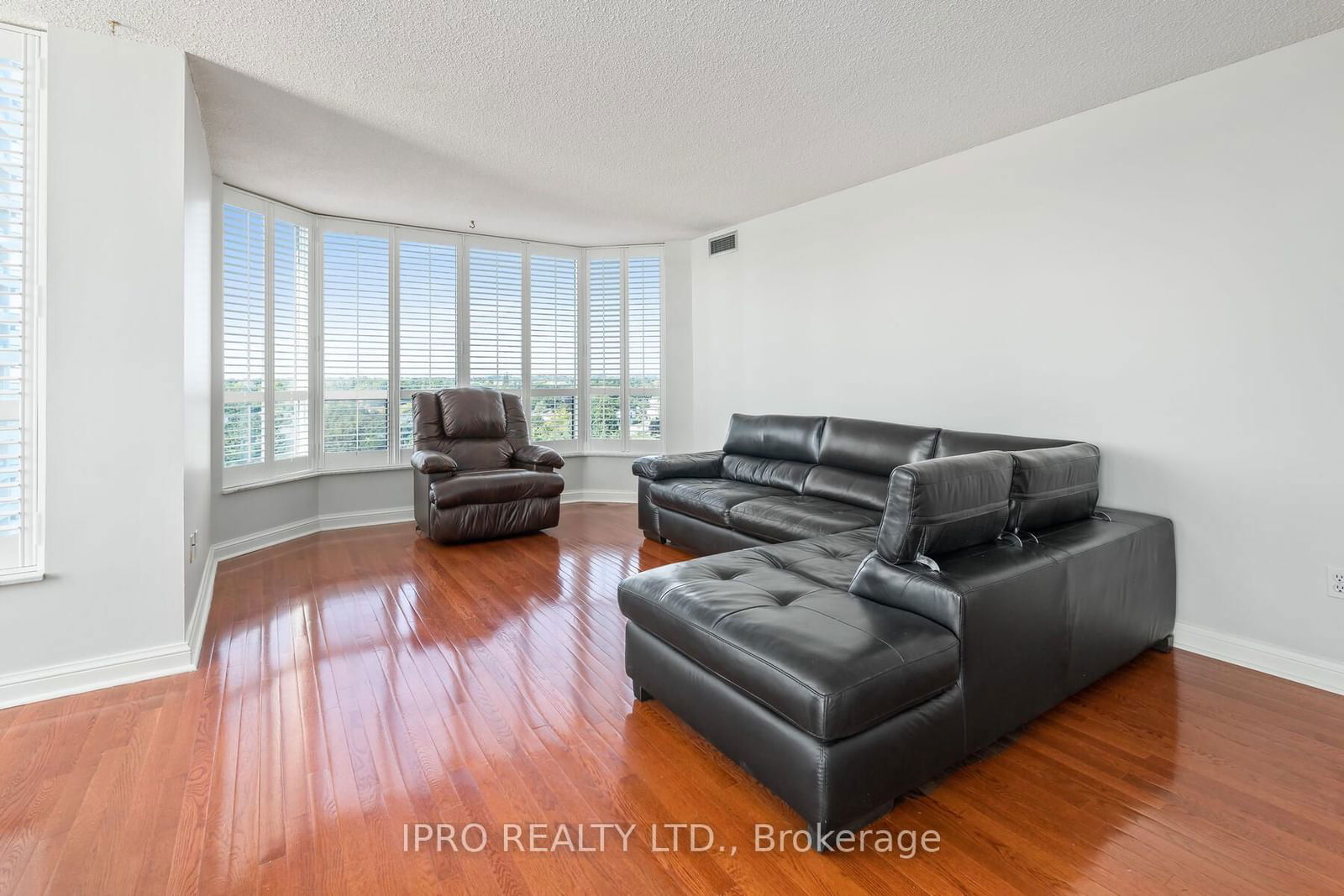 22 Hanover Rd, unit 909 for sale