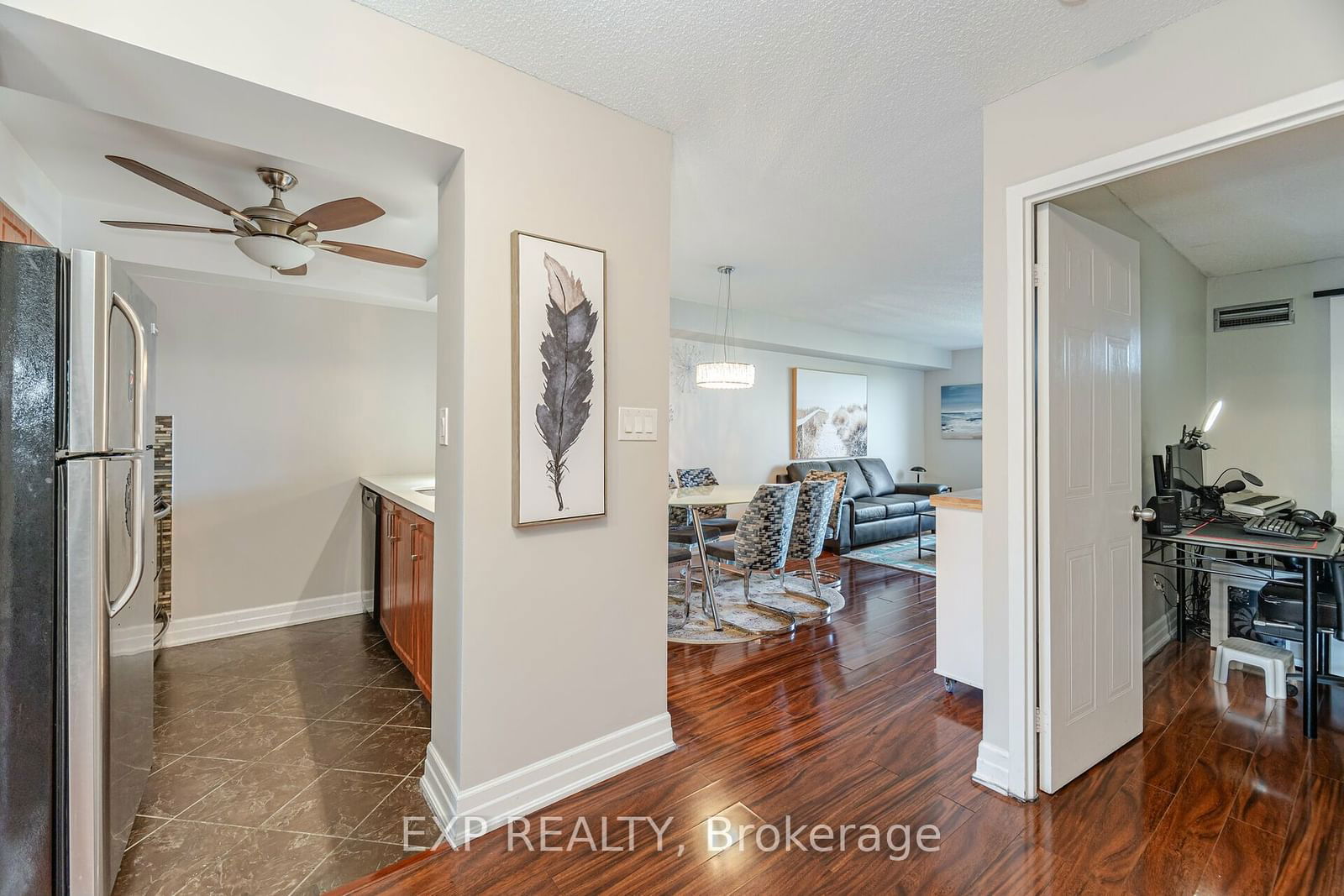 1 Hickory Tree Rd, unit 401 for sale - image #6