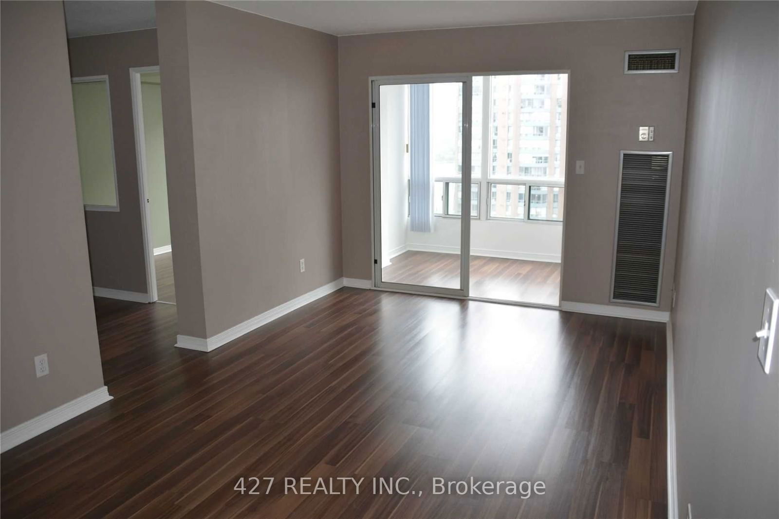 155 Hillcrest Ave, unit 1601 for sale - image #16