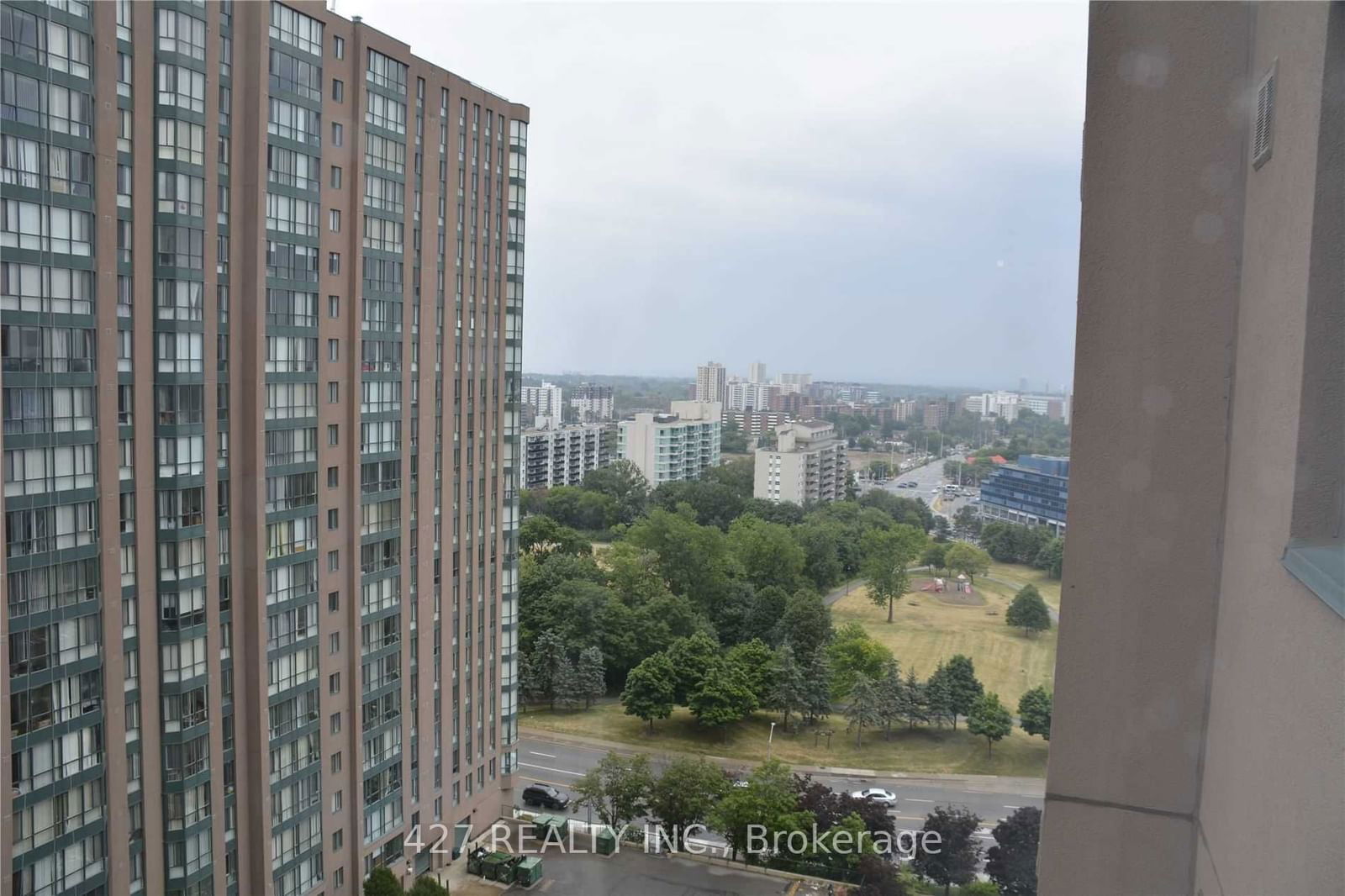 155 Hillcrest Ave, unit 1601 for sale - image #25