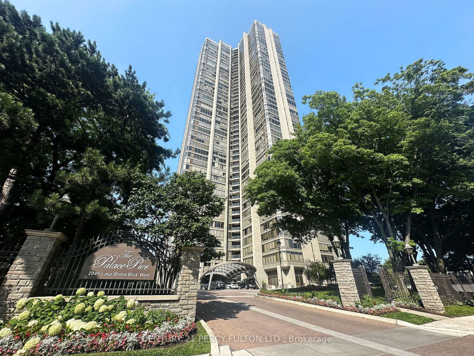 2045 LakeShore Blvd W, unit 2308 for sale - image #4