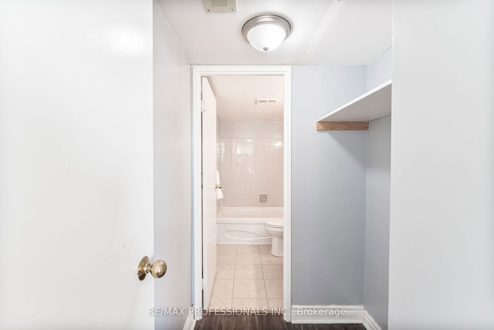 25 Trailwood Dr, unit 404 for sale - image #15